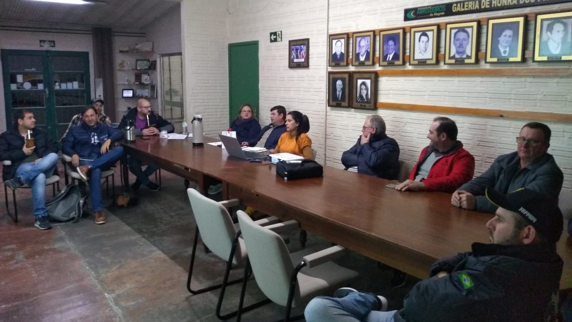 Na segunda-feira (13) aconteceu a Reunião de Diretoria da Associação dos Arrozeiros de Alegrete.