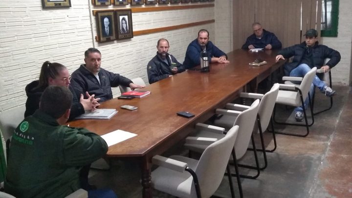 Na segunda-feira (20) aconteceu a Reunião de Diretoria da Associação dos Arrozeiros de Alegrete.